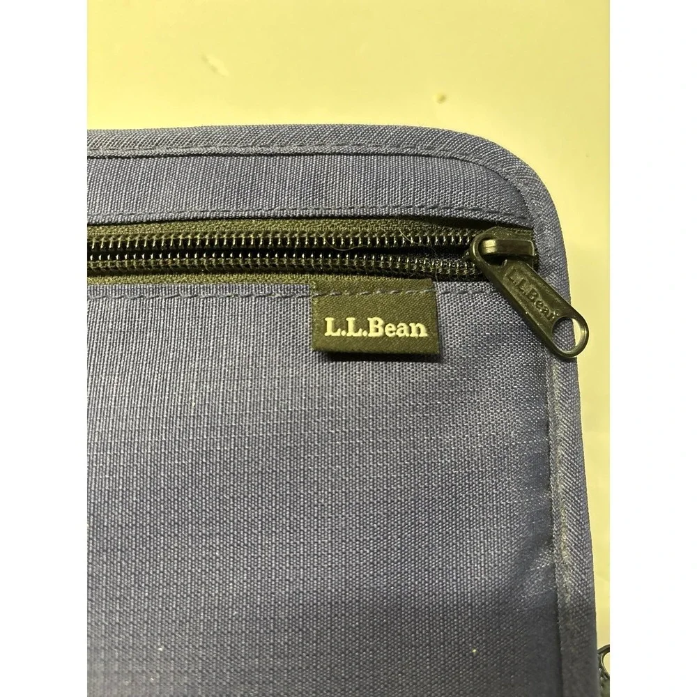 L.L. Bean Pocket Organizer (Navy blue) Monogram: NPD